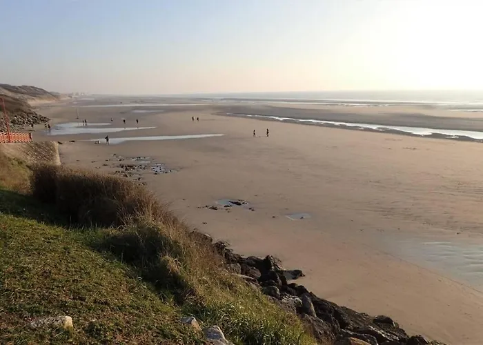 Les Oyats   à 400 M De La Hébergement de vacances *