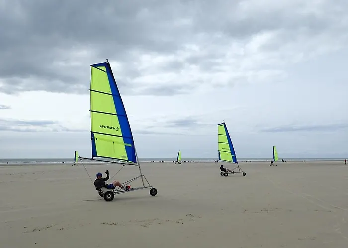 Hébergement de vacances Les Oyats   à 400 M De La *