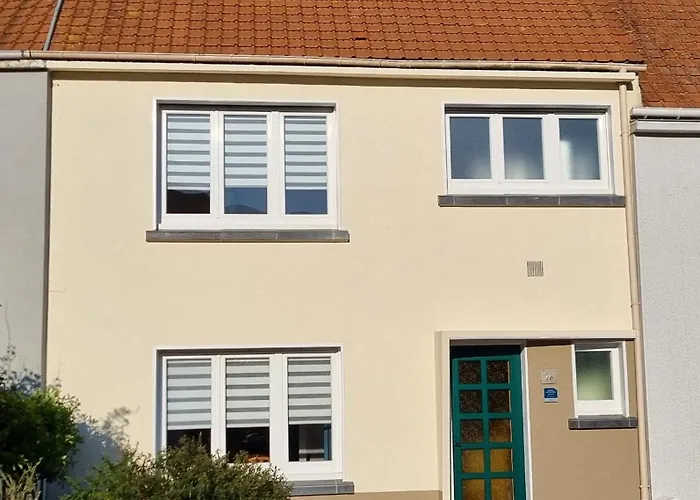 Les Oyats   à 400 M De La Hébergement de vacances